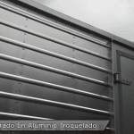 Carrocería con puerta lateral Dutro Pro