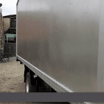 Furgón Forrado en Lámina Lisa