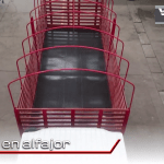 Estacas personalizadas con tono sobre chasis Chevrolet NQR